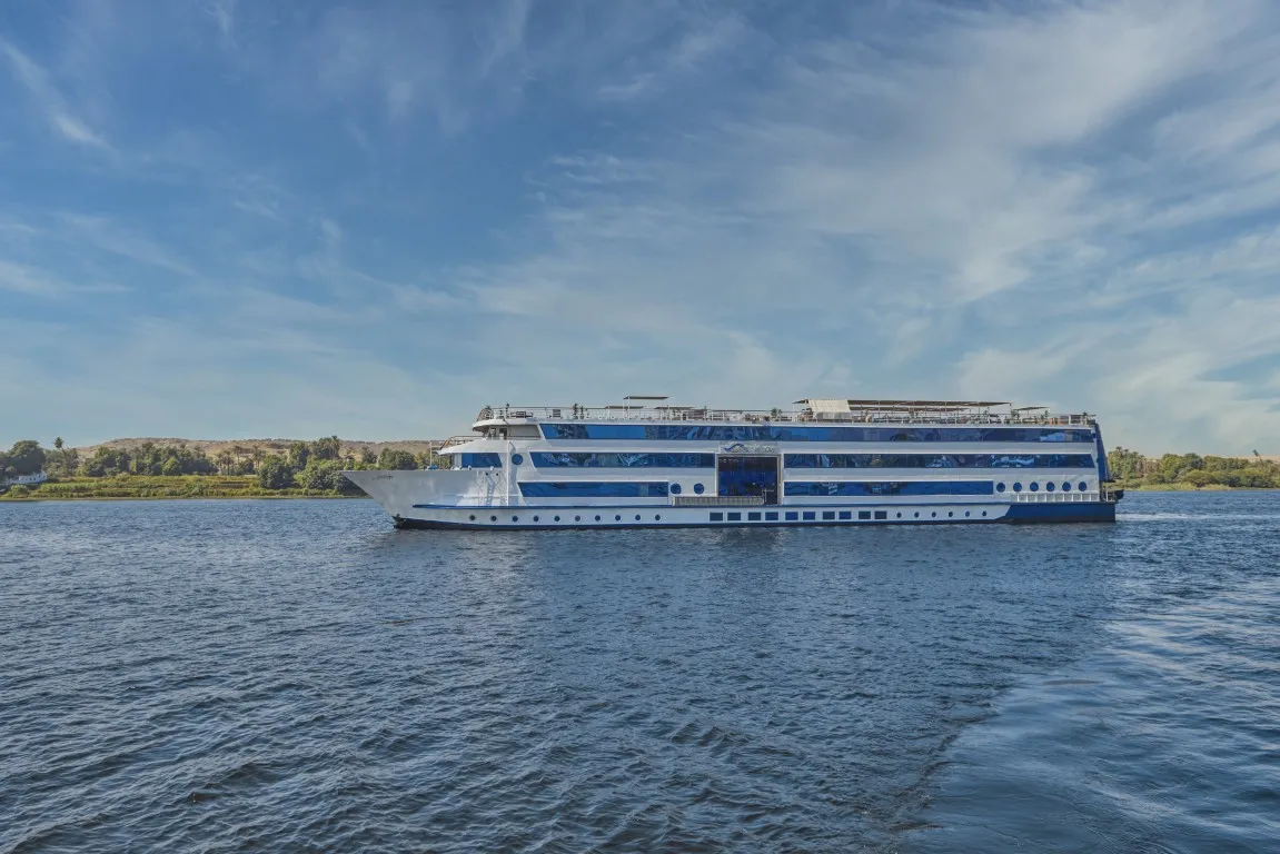Exterior view of the Blue Shadow I Nile Cruise Nile cruise ship